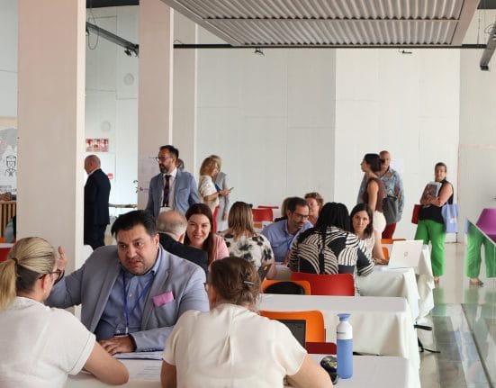 How to Pitch to Cruise Lines: Expert Tips for Ports & Destinations